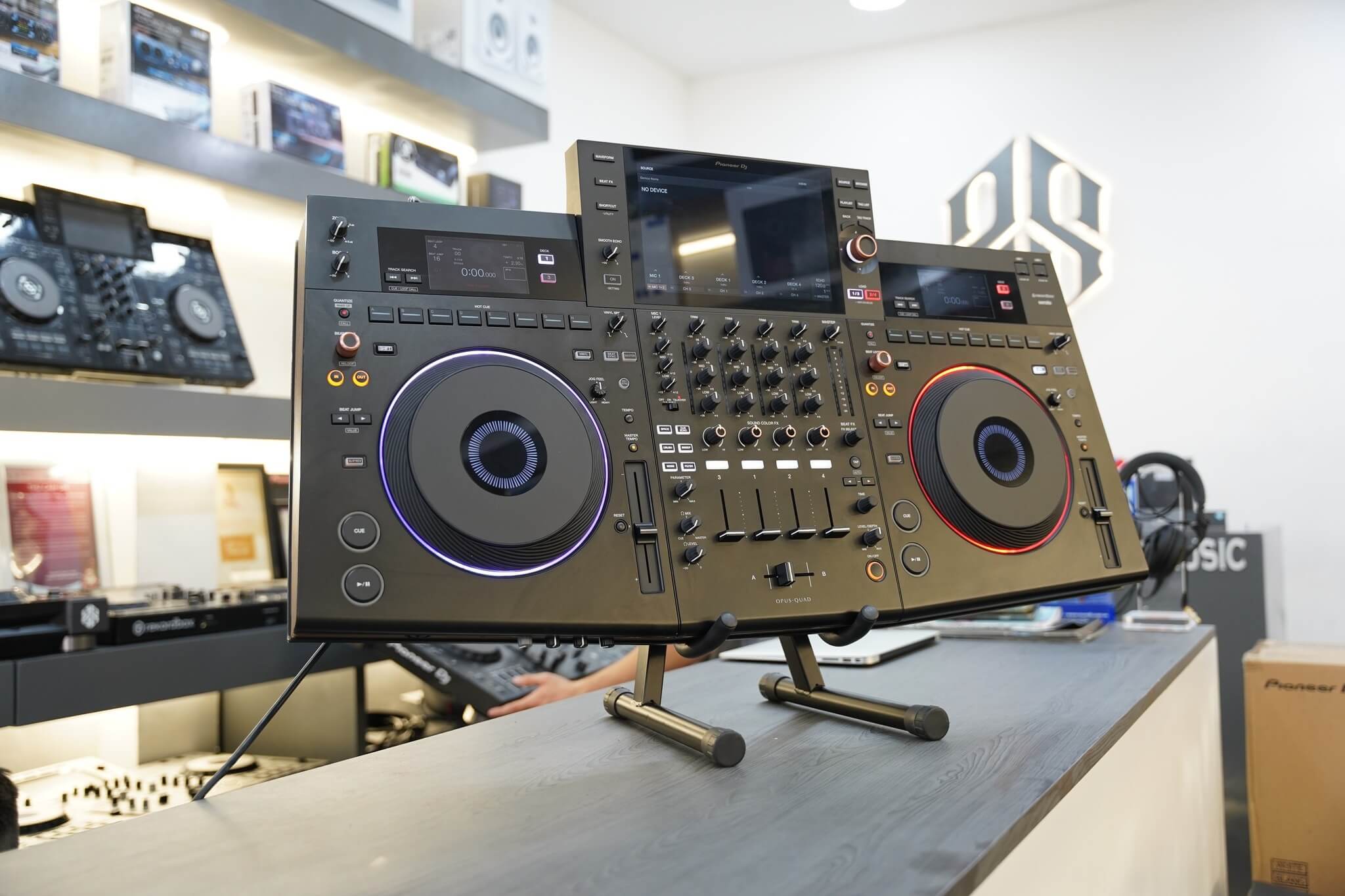 all-in-one-dj-controller-pioneer-gia-tot-tai-2smusicshop