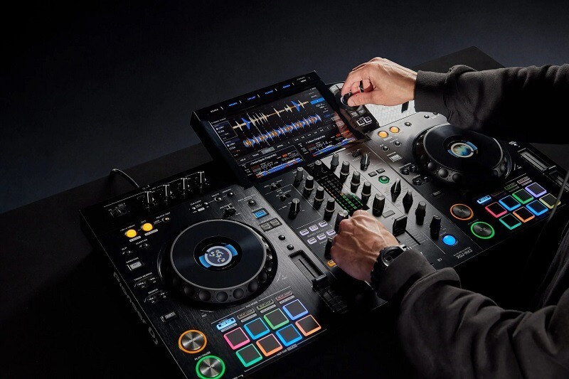 gia-xdj-rx