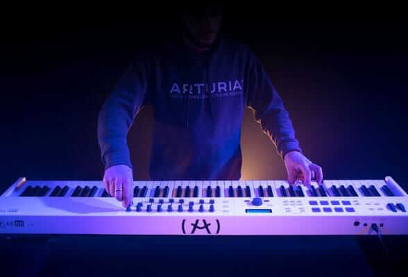 keylab-essential-88-chinh-hang-2s-music-shop