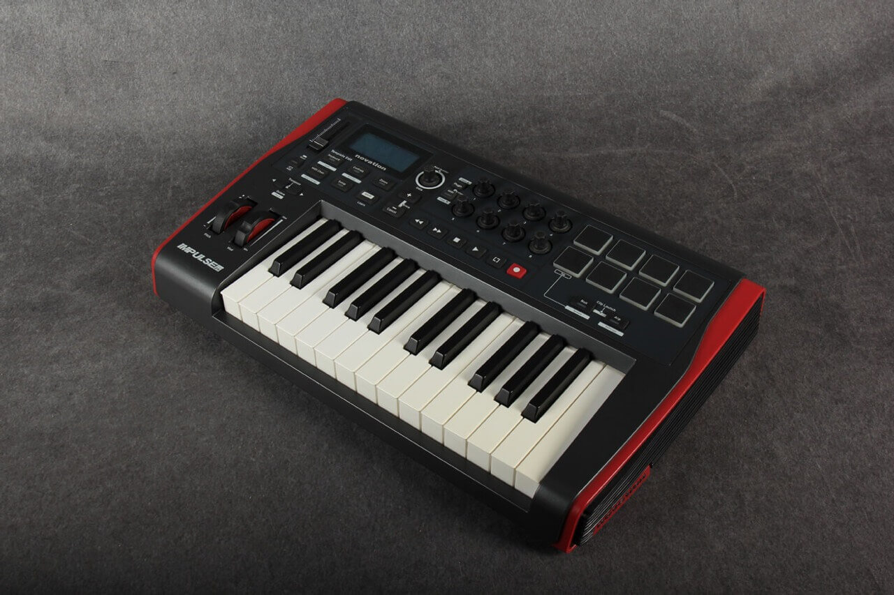 midi-novation-impulse-25-review-chi-tiet
