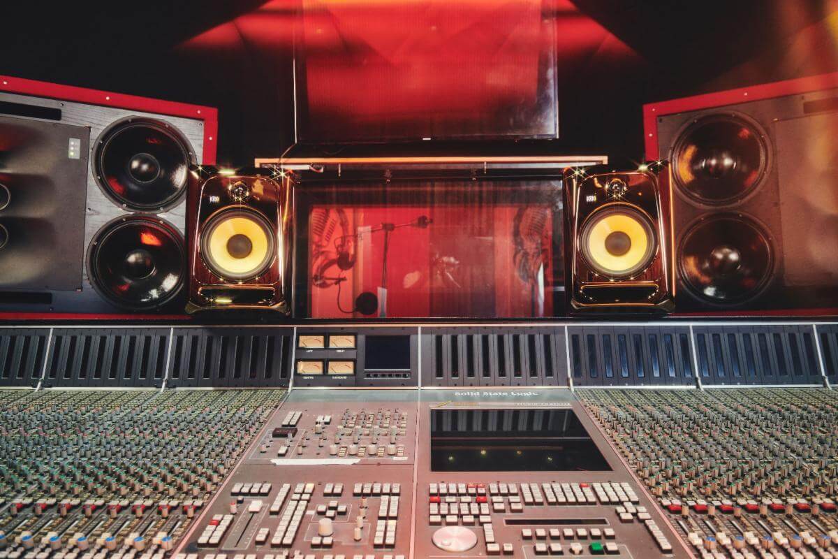 loa-kiem-am-krk-scott-storch-classic-8ss-gia-tot